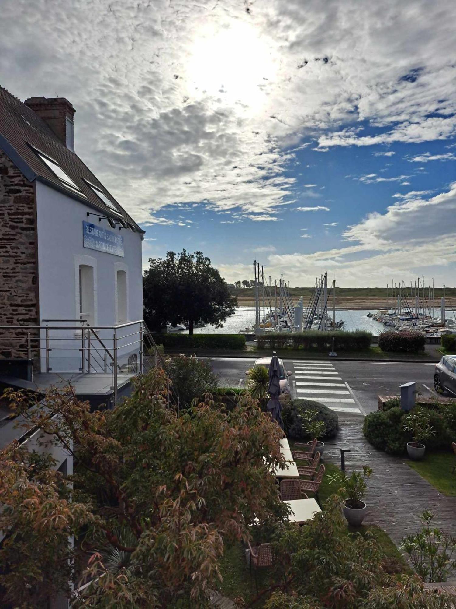 Hotel Traiteur Les Ormes, The Originals Relais Barneville-Carteret Exterior foto