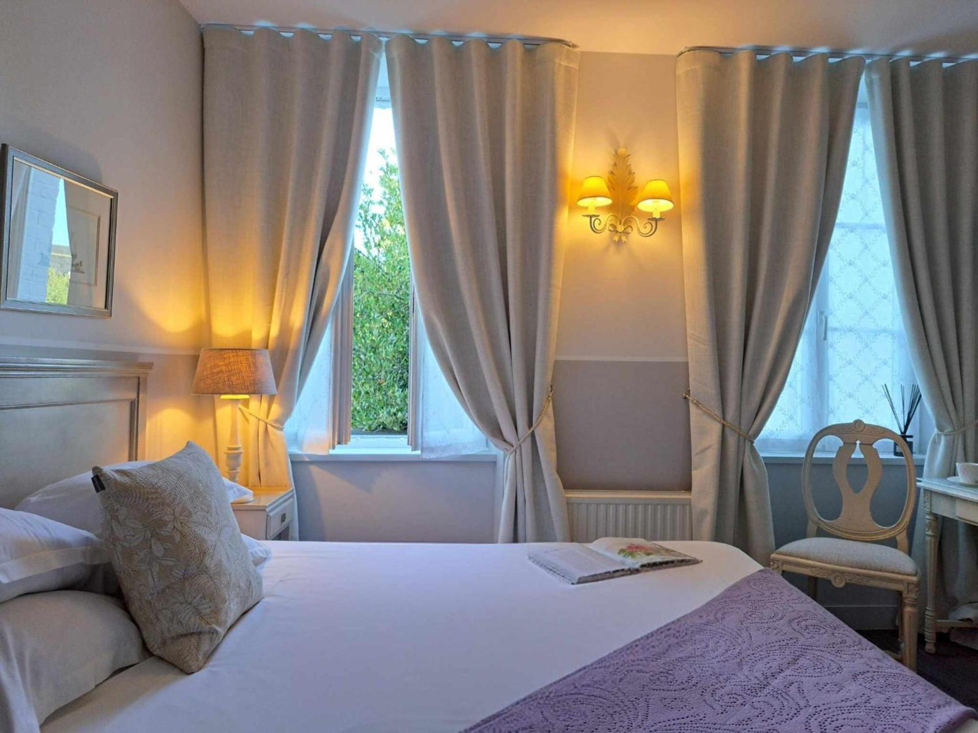 Hotel Traiteur Les Ormes, The Originals Relais Barneville-Carteret Exterior foto